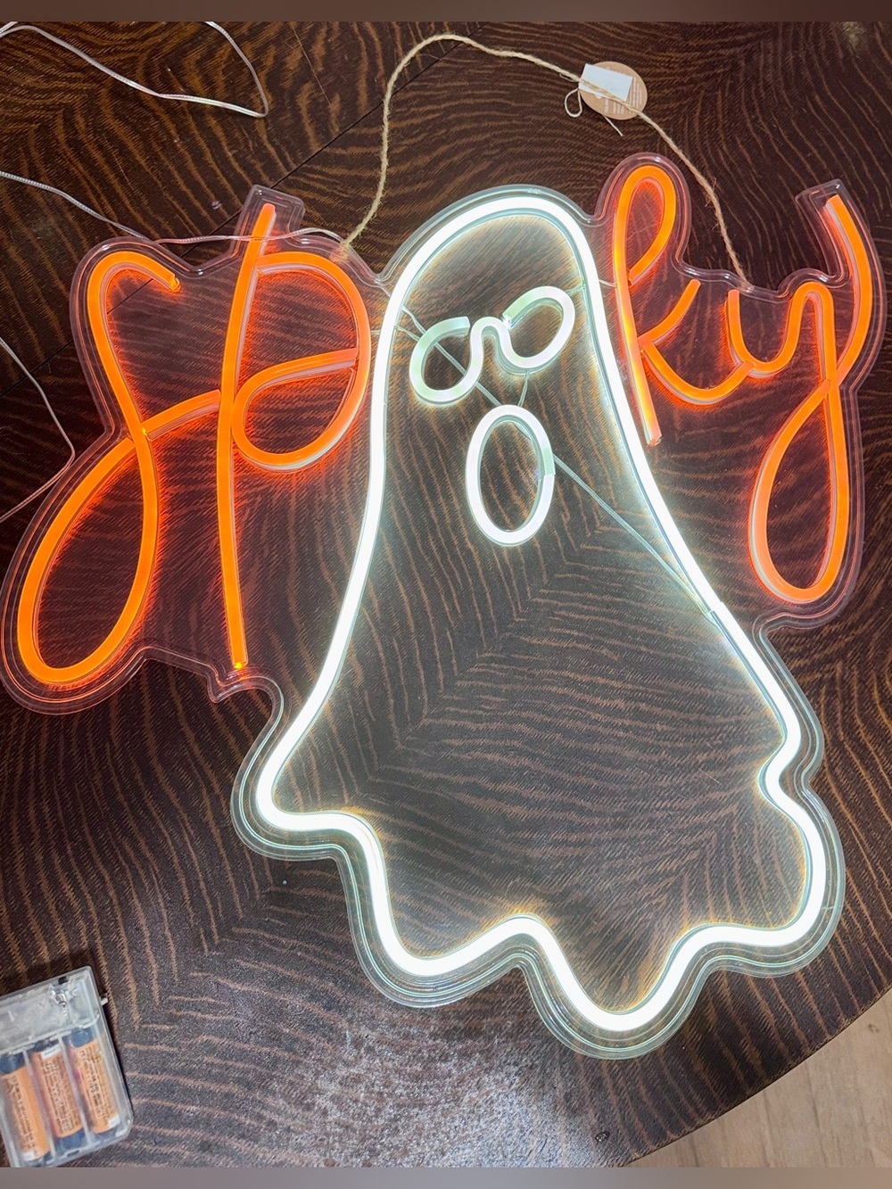 Neon Glow SPOOKY Light Sign
